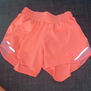 lululemon size 2, low rise, 4’in and pink color